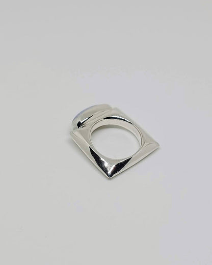 square at stone ring    /  bluelaceagete