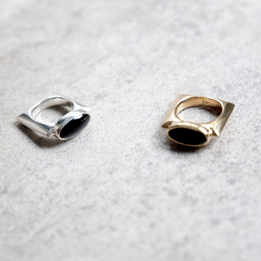 square at stone ring  / onyx