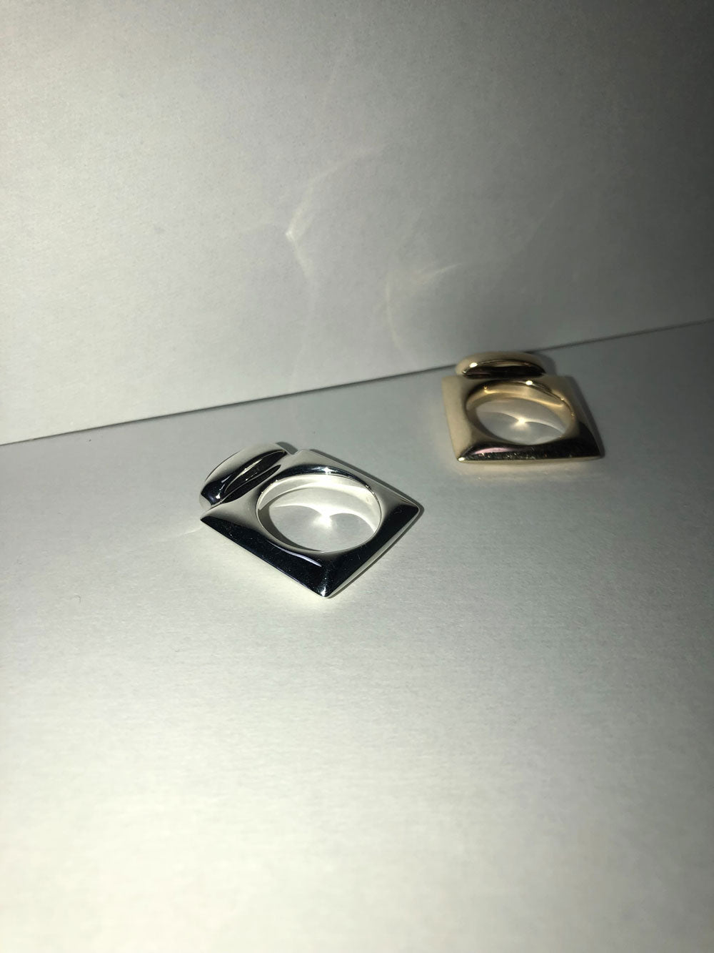 square at stone ring  / onyx